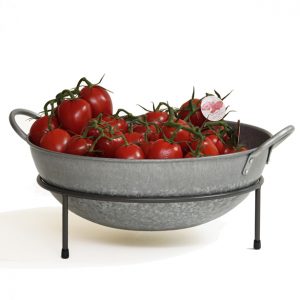 Galvanised-container-with-tomatoes